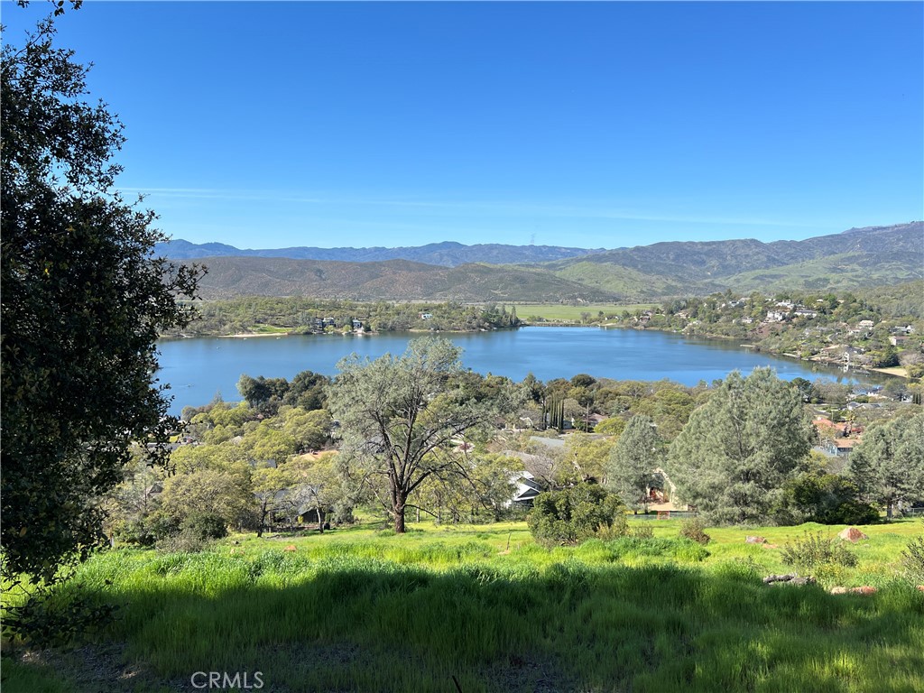 Beautiful lake views on this large lot provide the opportunity to build your dream home.