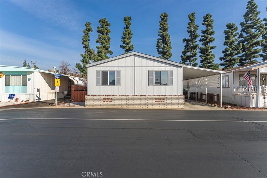 1205 Cypress Street 103