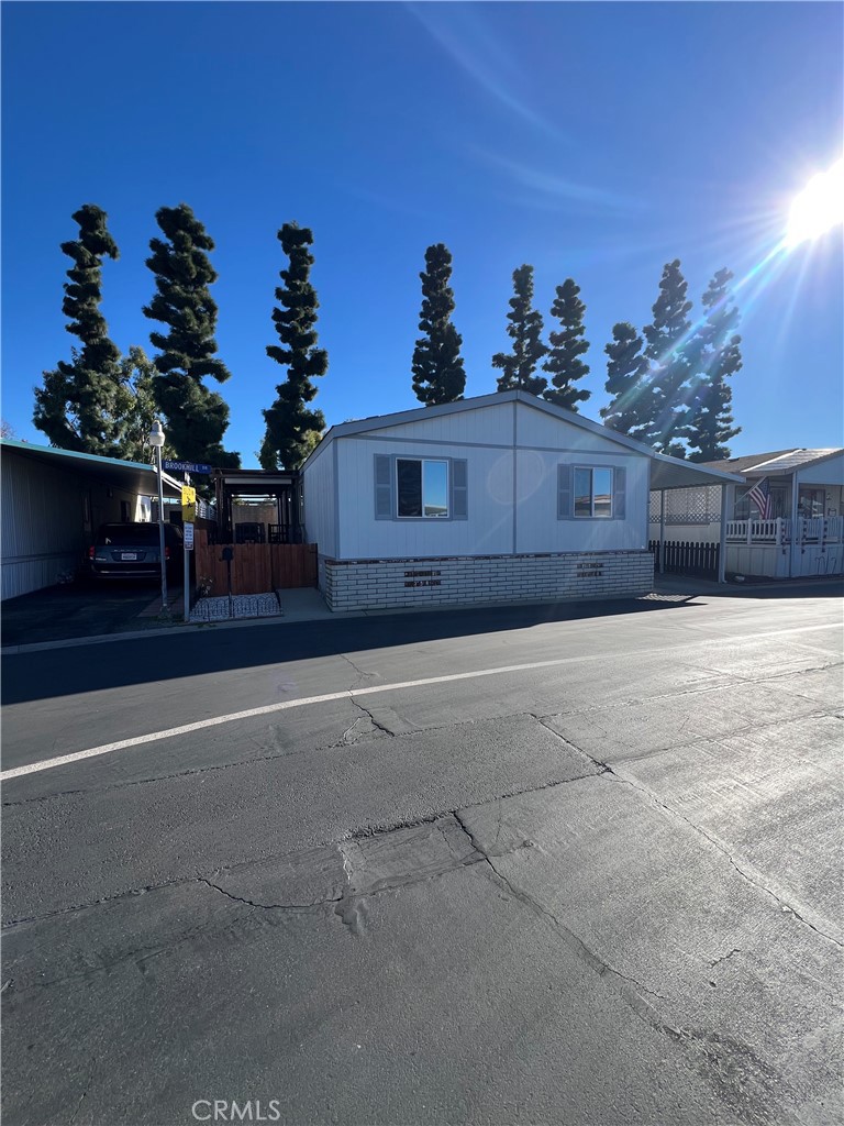 1205 Cypress Street 103