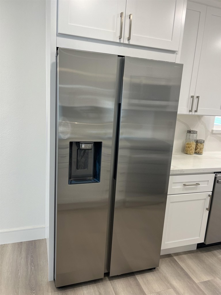 LAKE ALHAMBRA - Residential