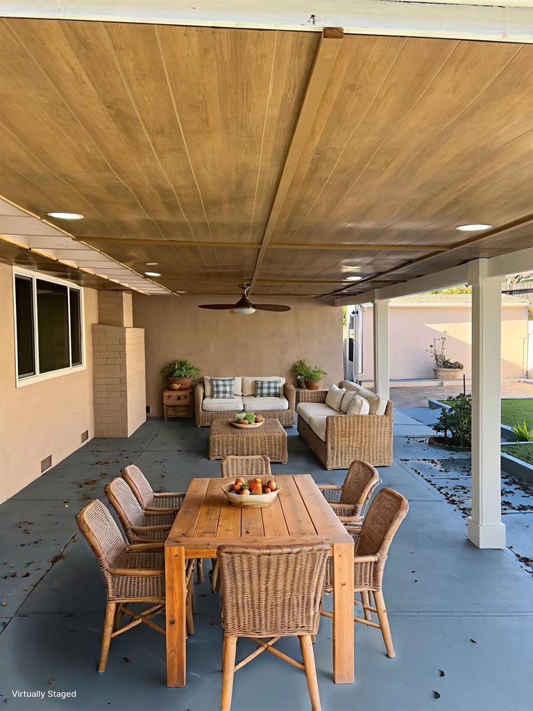 LAKE ALHAMBRA - Residential