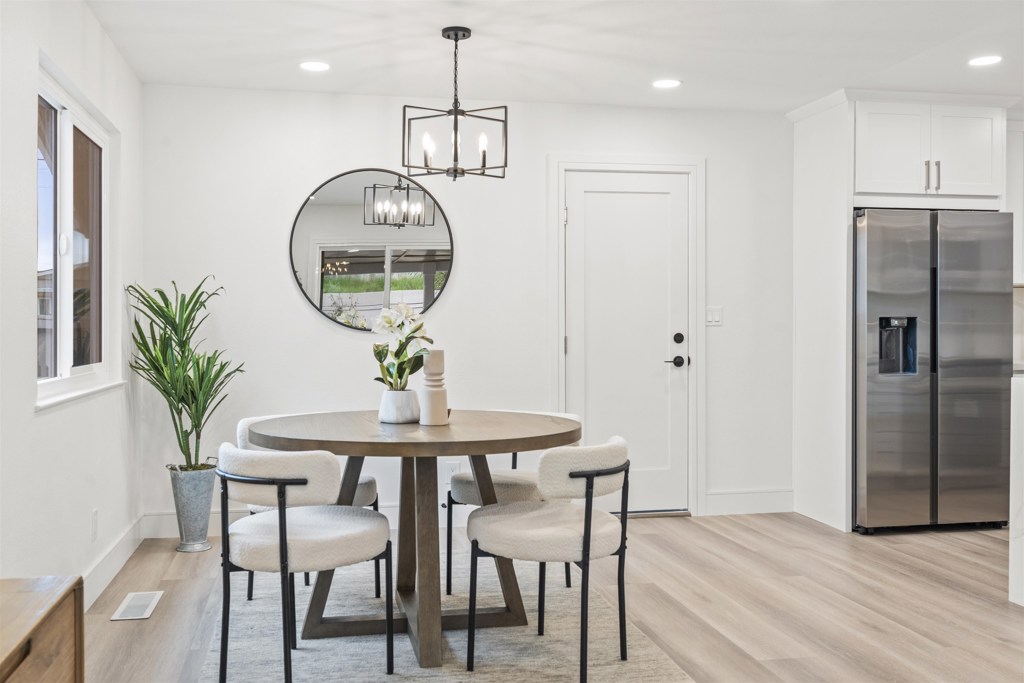 LAKE ALHAMBRA - Residential