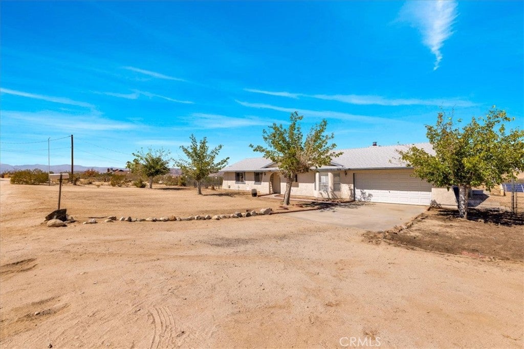 70130 Cottonwood Drive