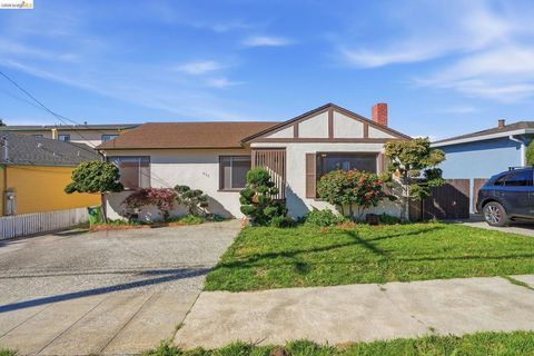 Photo of 535 Norvell St St, El Cerrito, CA 94530 (MLS # 41126441)