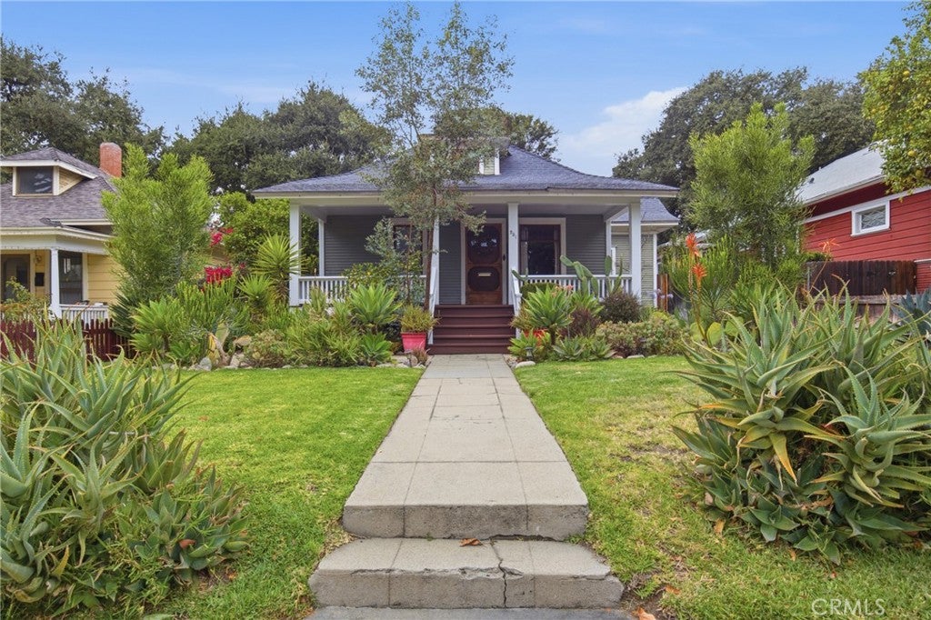 231 E Lemon AVE, Monrovia CA 91016
