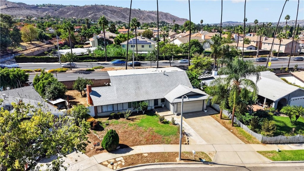 2942 Summerfield