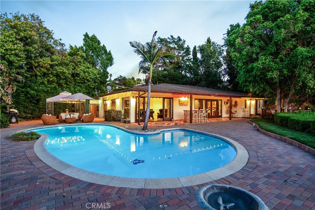 3701 Royal Meadow
