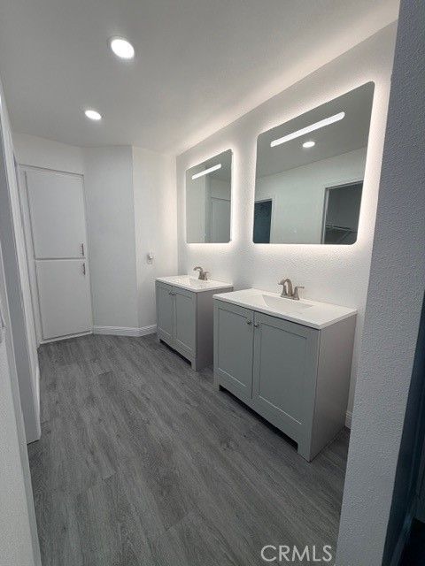 Tiny photo for 14744 Marymount Street, Moorpark, CA 93021 (MLS # SR25200369)