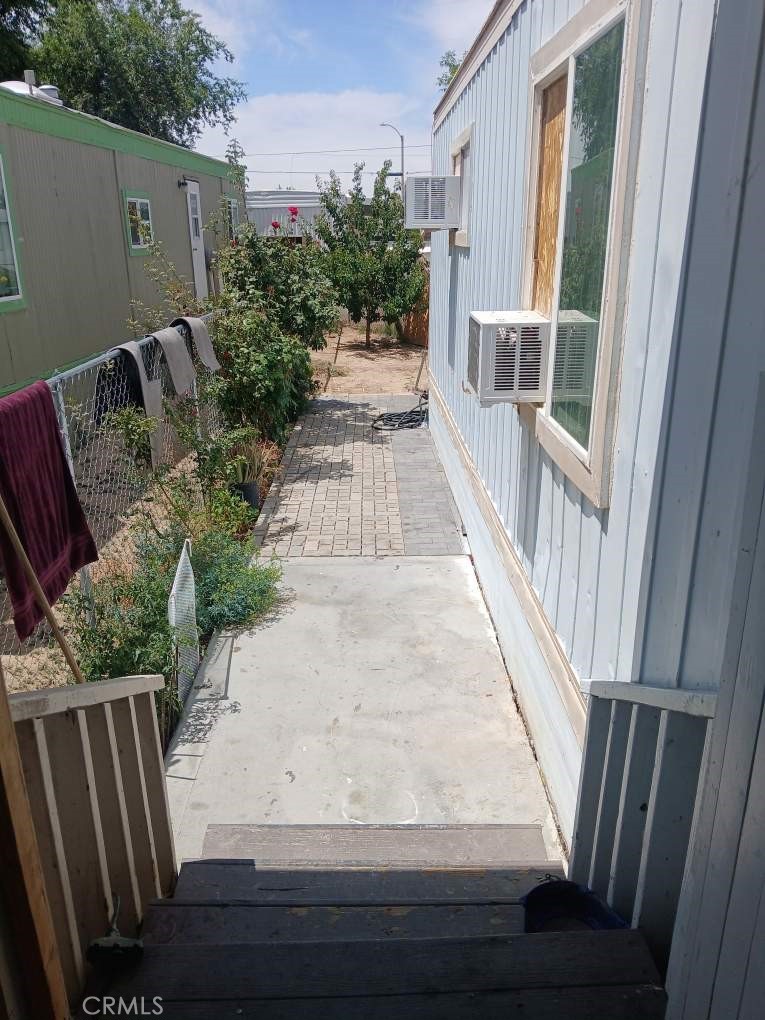 2515 E Ave I