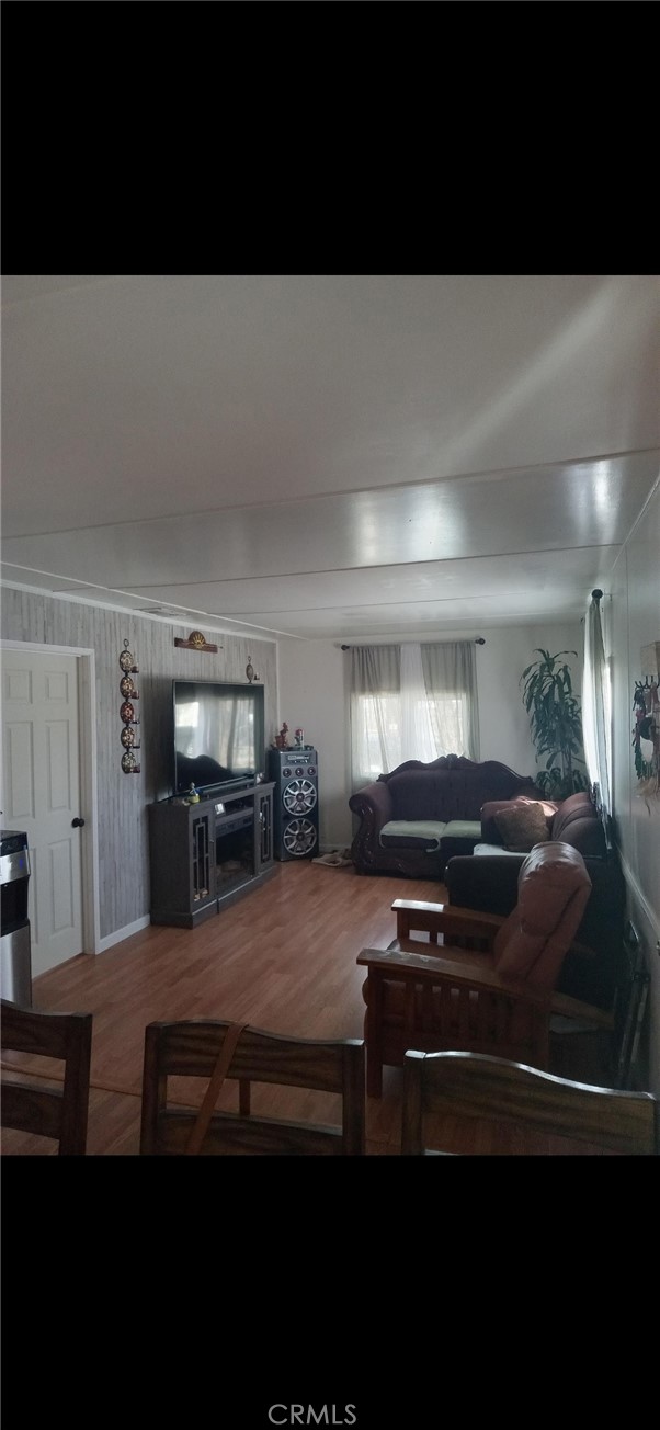 2515 E Ave I