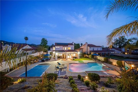 Photo of 12647 Hubbard Street, Sylmar, CA 91342 (MLS # SR26106585)