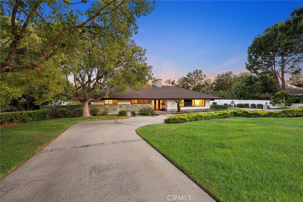 738 Hampton Road