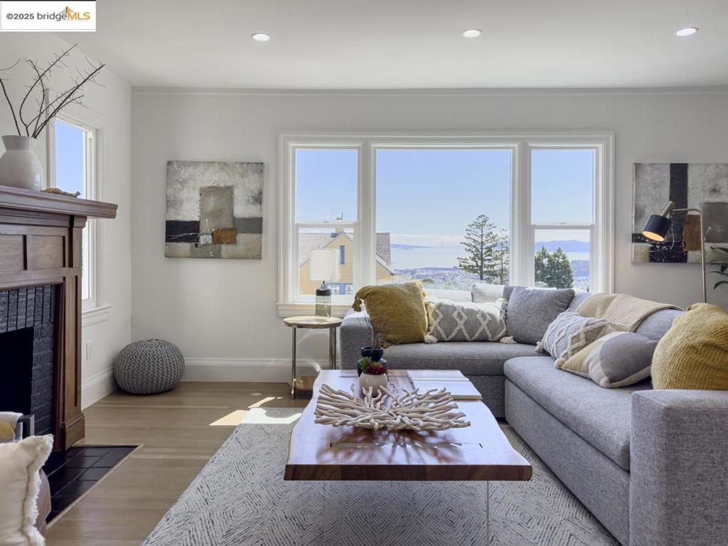 NORTH BERKELEY - Residential