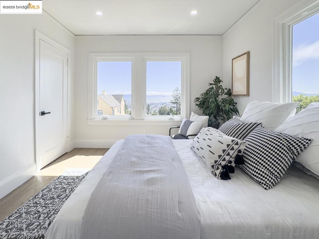 NORTH BERKELEY - Residential