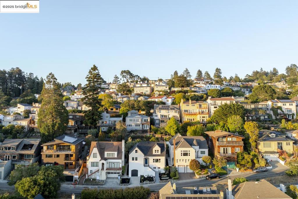 NORTH BERKELEY - Residential