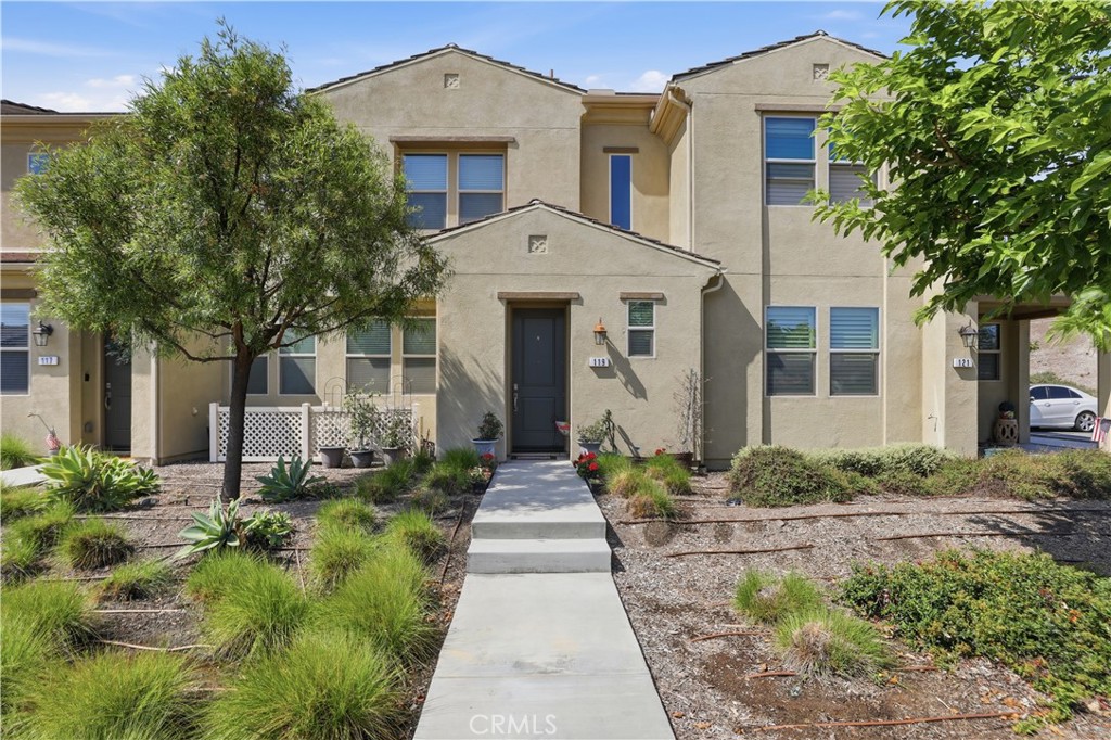 4260 Powell 119