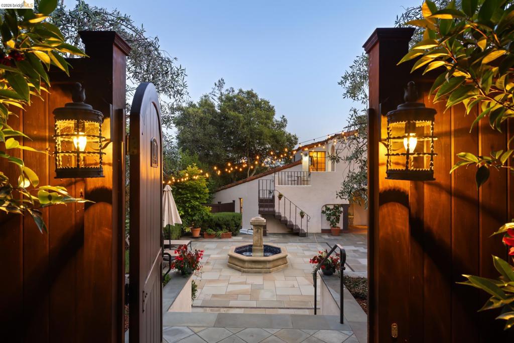 17 Roble Ct