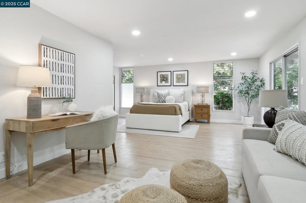 ORINDA C.C. - Residential