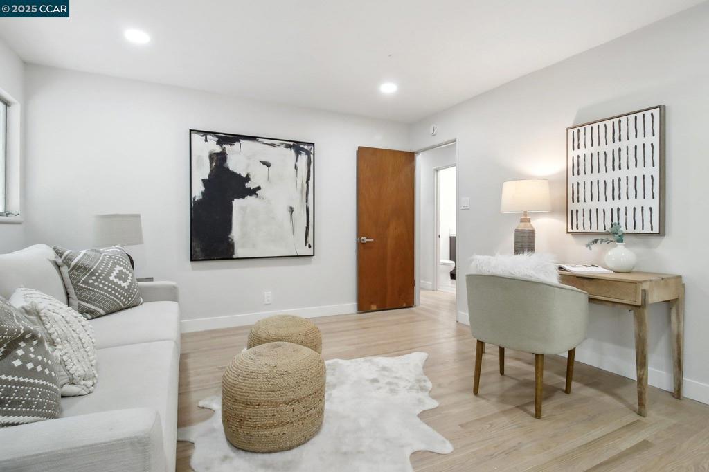 ORINDA C.C. - Residential