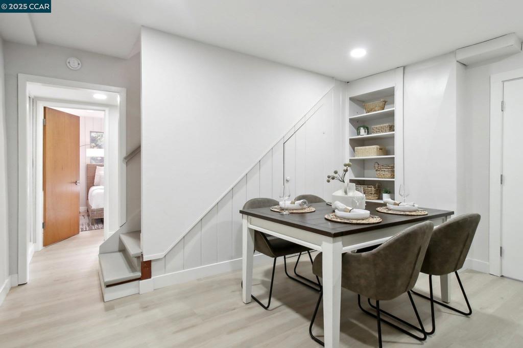 ORINDA C.C. - Residential