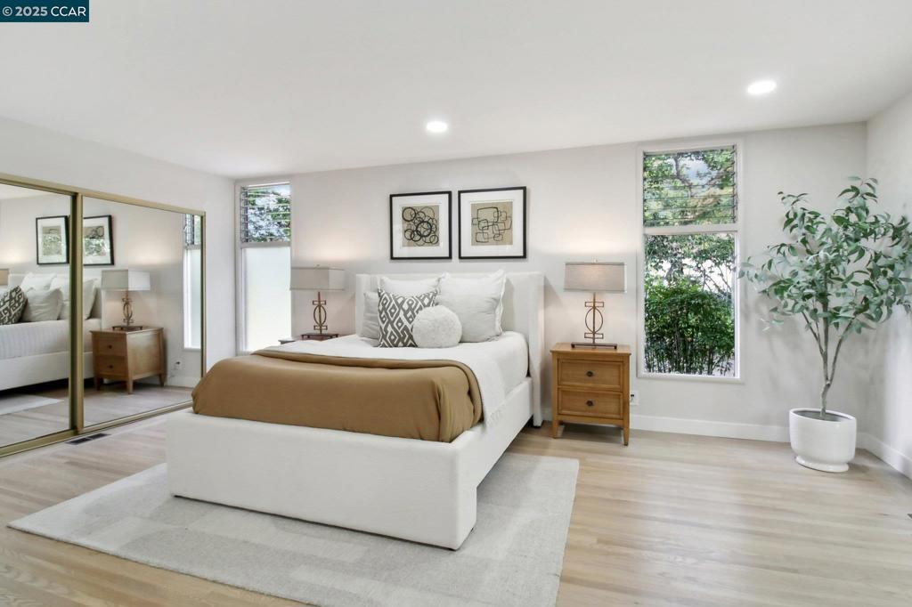 ORINDA C.C. - Residential
