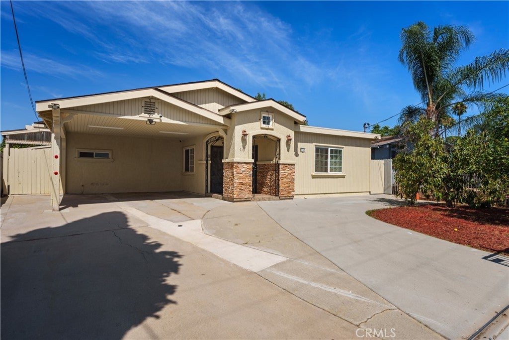 710 Elmwood Dr, Escondido CA 92025