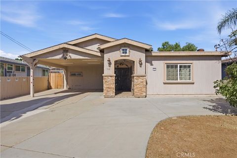Photo of 710 Elmwood Dr, Escondido, CA 92025 (MLS # SR26078308)