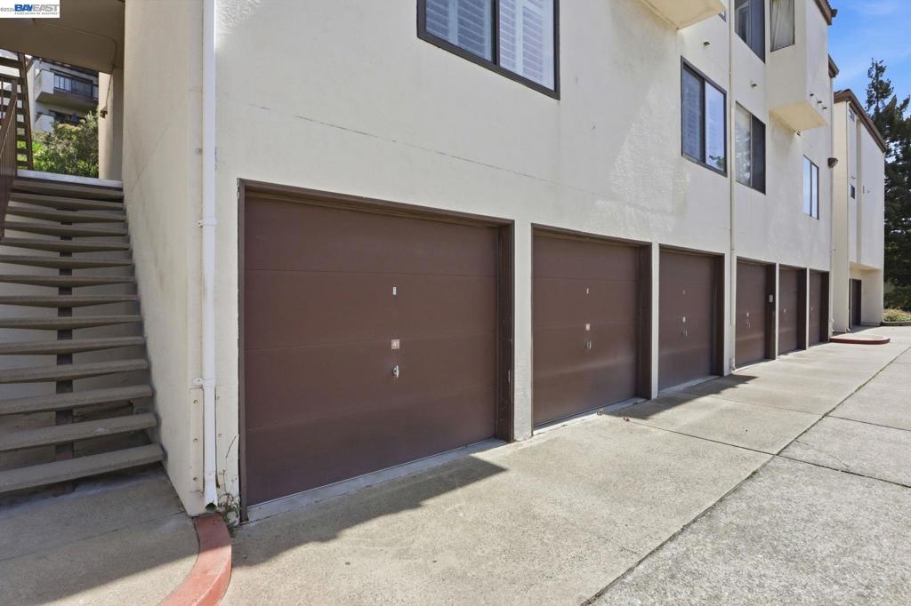21109 Gary Dr 220