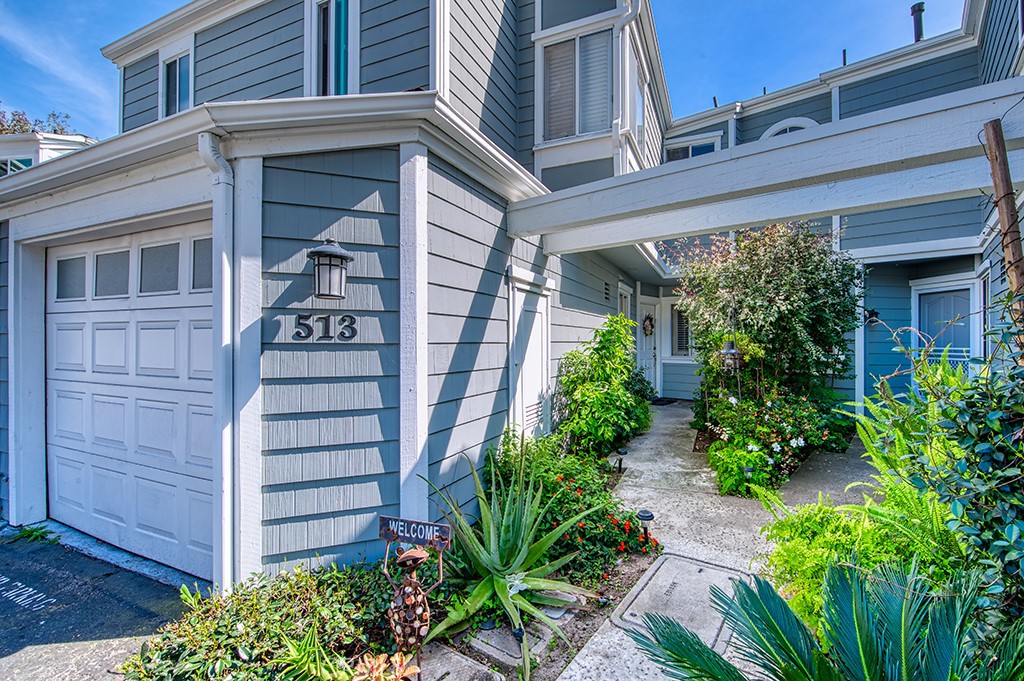 513 San Nicholas Court