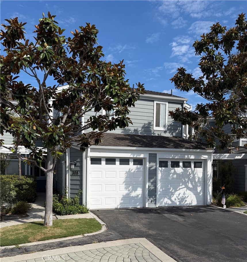Photo of 308 San Nicholas Court, Laguna Beach, CA 92651 (MLS # OC26200192)