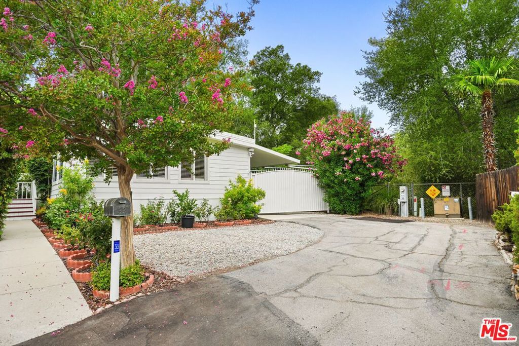 30473 Mulholland 33
