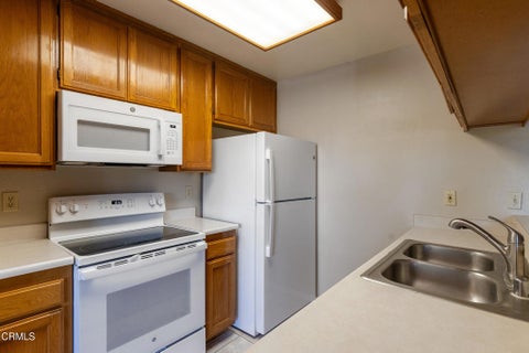 Tiny photo for 2623 Antonio Drive #105, Camarillo, CA 93010 (MLS # V1-39245)