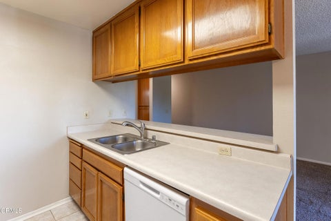Tiny photo for 2623 Antonio Drive #105, Camarillo, CA 93010 (MLS # V1-39245)