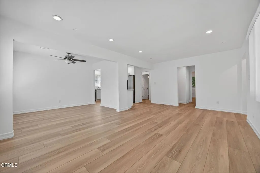 Ventura, California 93003, United States, 3 Bedrooms Bedrooms, ,2 BathroomsBathrooms,Residential,Active,216222