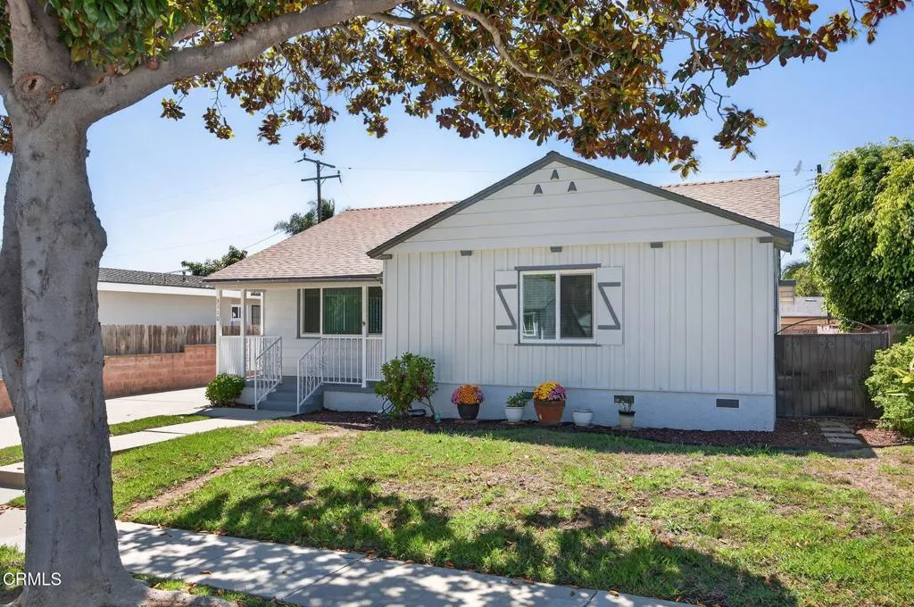 Ventura, California 93003, United States, 3 Bedrooms Bedrooms, ,2 BathroomsBathrooms,Residential,Active,216222