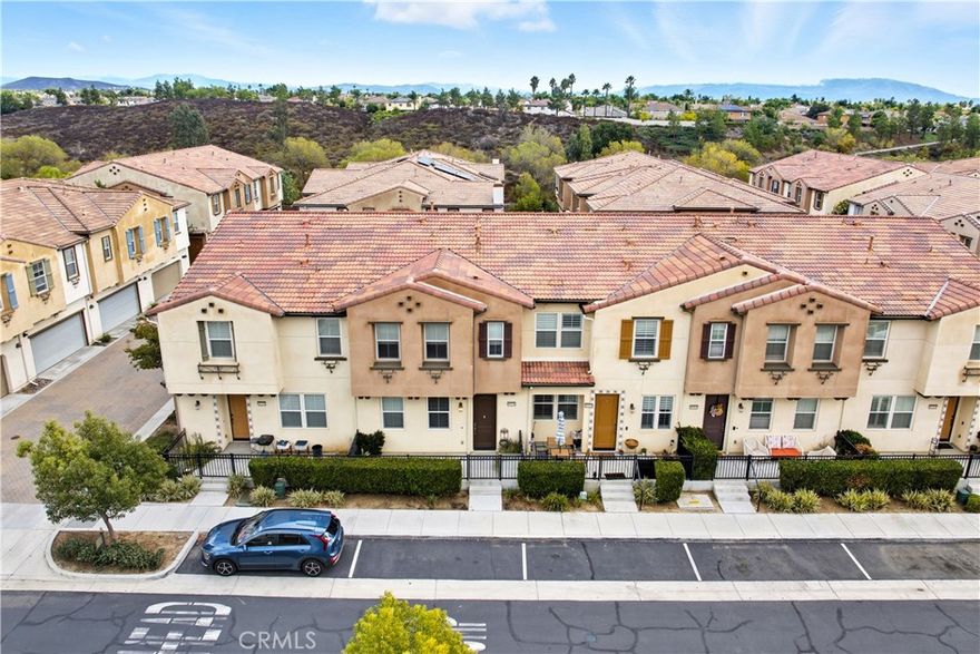 Welcome to 40358 Calle Real, a beautifully maintained two-story condo located in the highly desirable Arroyo Vista. Built in 2016, this home offers a perfect blend of comfort and modern style with an open-concept layout, luxury vinyl flooring, and abundant natural light throughout. The upgraded kitchen features granite countertops, a center island, and stainless steel appliances, opening to a spacious living and dining area ideal for entertaining. Upstairs, you’ll find a generous primary suite with dual sinks, a soaking tub, separate shower, and walk-in closet, along with two additional bedrooms and a convenient laundry room. The attached two-car garage provides direct access, and the community amenities include a pool, spa, playground, and BBQ areas. This is a prime location near top-rated schools, shopping, and easy freeway access, this home offers both value and lifestyle in one of Murrieta’s most sought-after neighborhoods