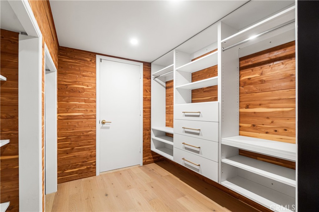 Meredith Gardens (MERE) - Residential