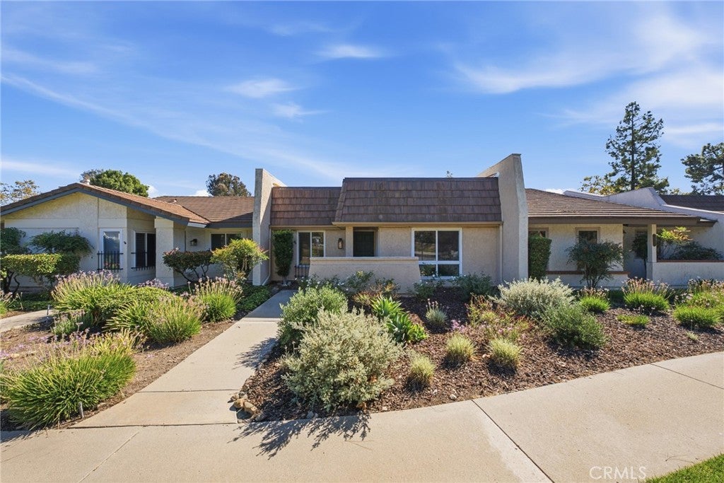 2571 Northlake Circle