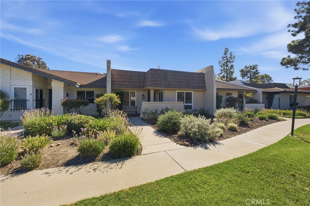 2571 Northlake Circle