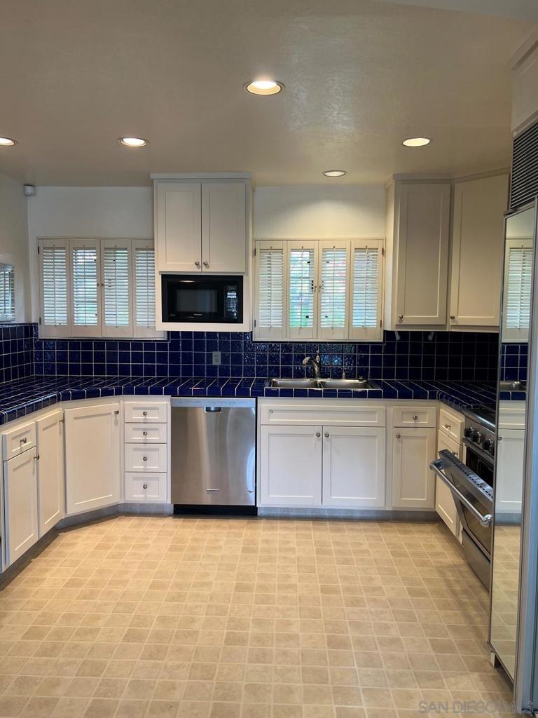 La Jolla - Residential Lease