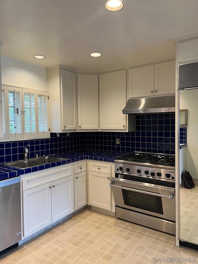 La Jolla - Residential Lease