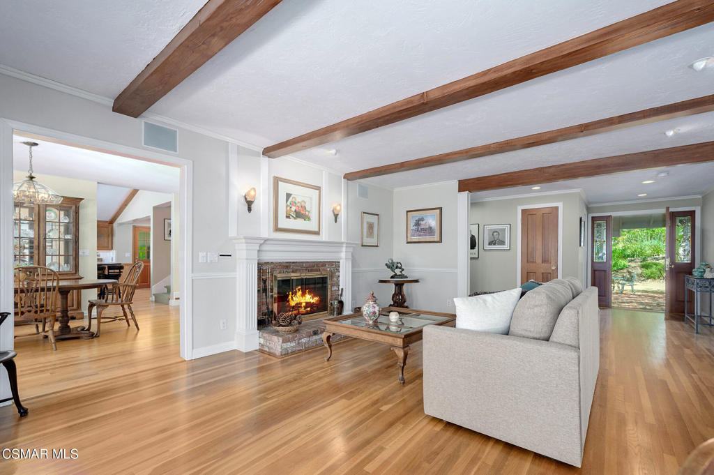 22101 Mulholland Drive