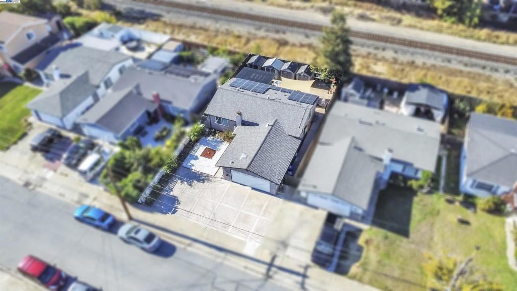 NEWARK - Residential