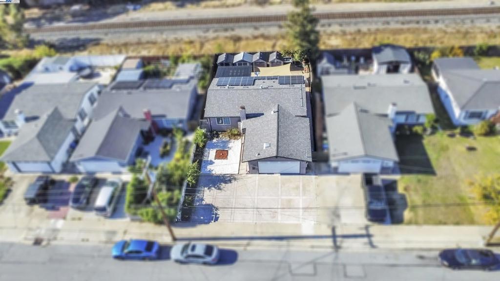 NEWARK - Residential