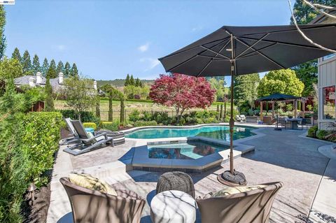 Photo of 513 Buttonwood Drive Dr, Danville, CA 94506 (MLS # 41128109)