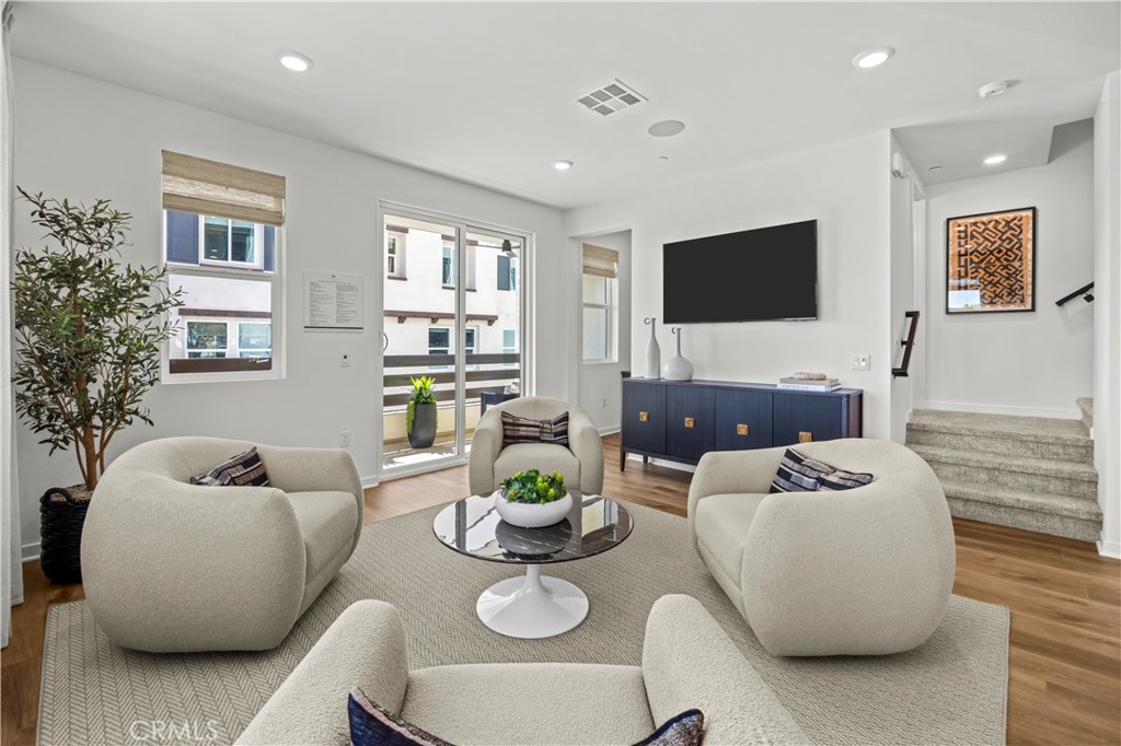 1090 Foothill Boulevard