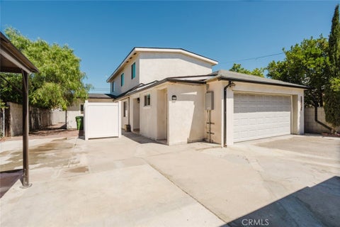 Photo of 10721 Crockett ST, Sun Valley, CA 91352 (MLS # GD26196832)