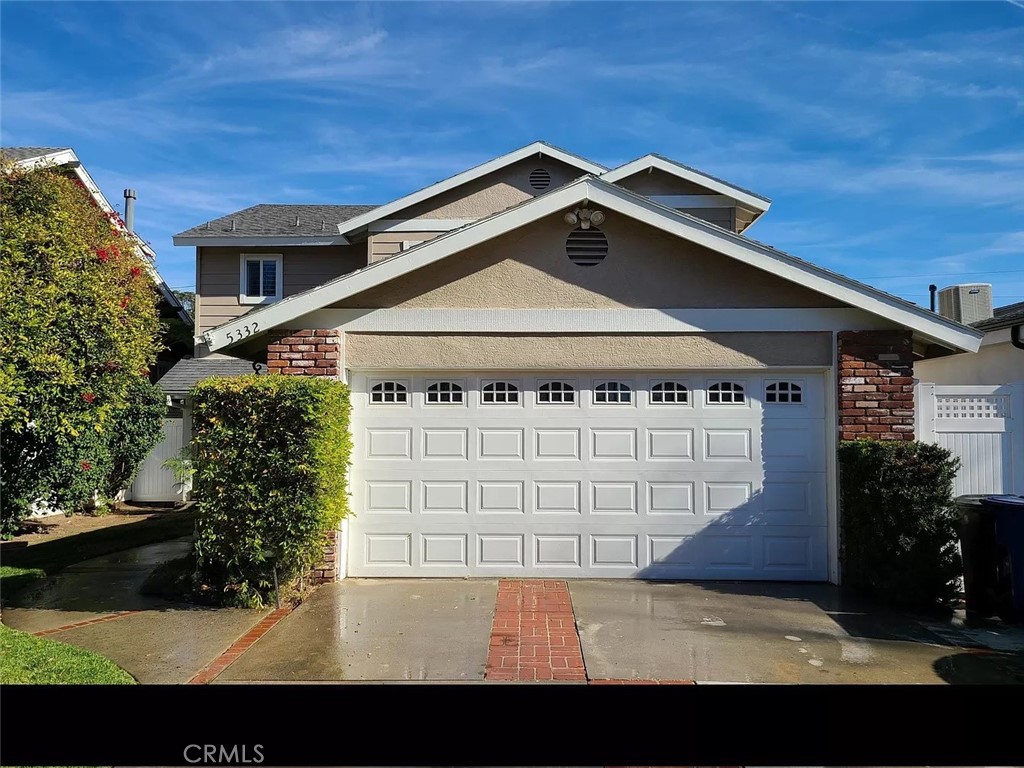 Prime Sherman Oaks location. This 4 bedroom 2 1/2 bath, 2460 Square Foot, Two Story home will not last long. The home has new luxury vinyl throughout. Recently upgraded kitchen with stainless steel appliances. Wood shutters and upgraded windows. Neighborhood has quick access to all major freeways and excellent shopping. A great house to raise a family in.