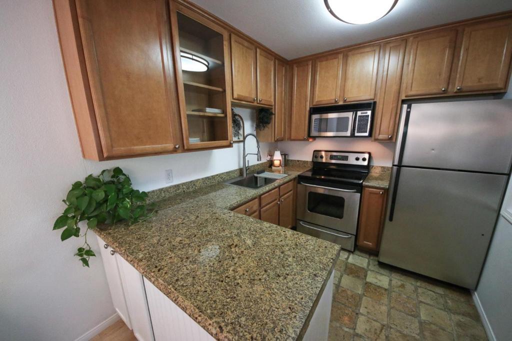 546 Woodside Oaks 6