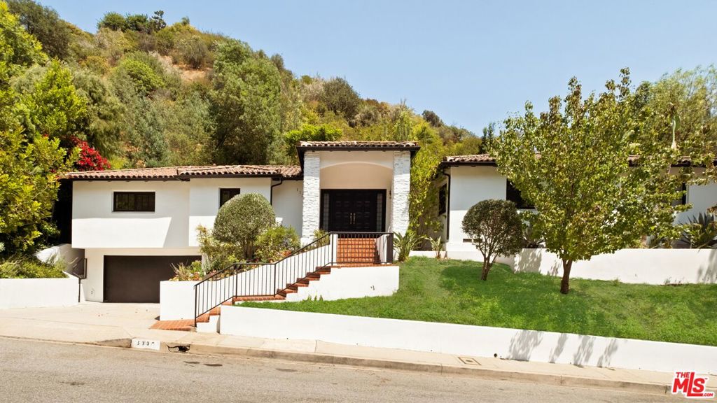 1132 Chantilly Road